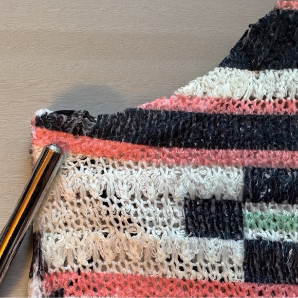 Forever 21 Aztec Print Knit Racerback Crop Tank Top – Size Small - Picture 7 of 8